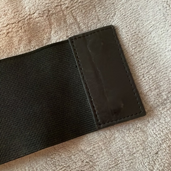 Guess wide leather belt - Picture 3 of 8